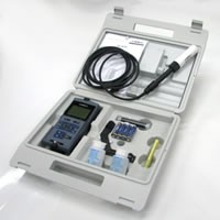 Cond3110手持式电导率-盐度测试仪