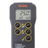 哈纳HANNA HI935002具有背景灯|校准功能宽范围温度测定仪