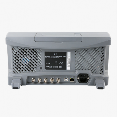 UTG9000T系列函数/任意波形发生器 优利德图4